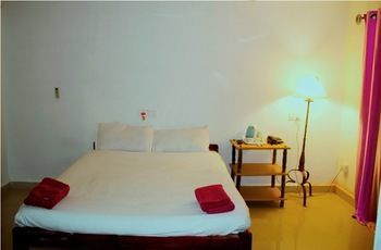 Sea View Resort Morjim Exterior foto